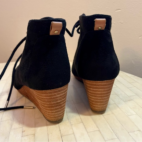 Dr. Scholl's Black Lace-Up Ankle Booties - Picture 2 of 9